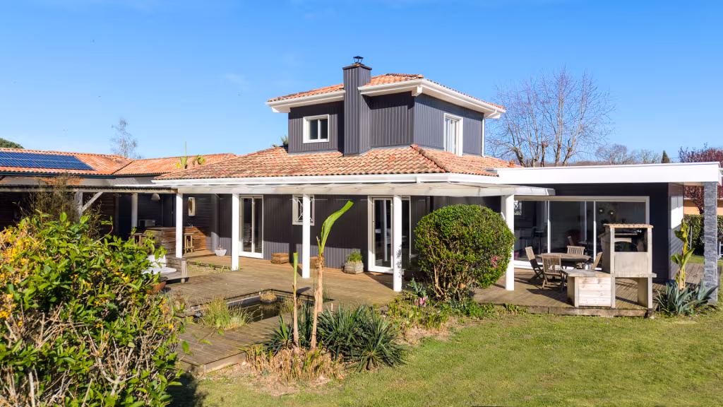 Maison 5 pieces 150m2 a vendre a Angresse - Photo 1/18
